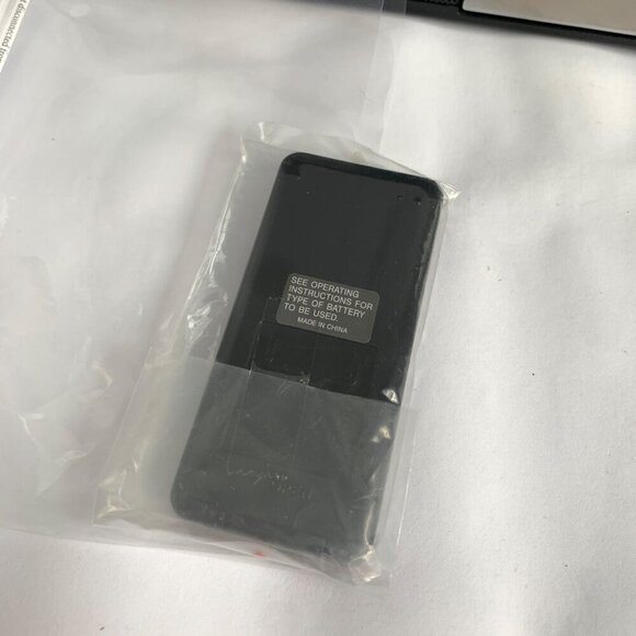 Sony RDP-T50iP Personal Audio Docking System Stereo In Box READ - Picture 4 of 7